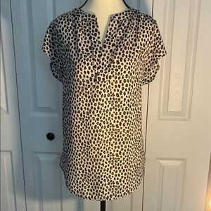 Dynamite Black and White Patterned Blouse